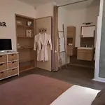 15min De La Cite De Carcassonne Dans Petit Village, Au Calme, Petit-dejeuner Et Jacuzzi En Supplement 3* Malves-en-Minervois