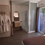 15min De La Cite De Carcassonne Dans Petit Village, Au Calme, Petit-dejeuner Et Jacuzzi En Supplement 3* Malve