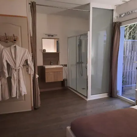 15min De La Cite De Carcassonne Dans Petit Village, Au Calme, Petit-dejeuner Et Jacuzzi En Supplement 3* Malves-en-Minervois