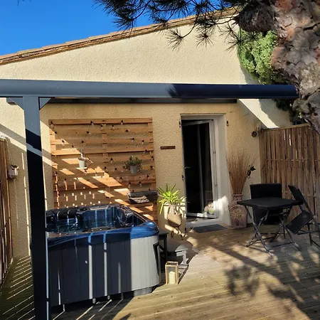 15' Cité De Carcassonne, Au Calme, Petit-déjeuner Et Jacuzzi En Supplément